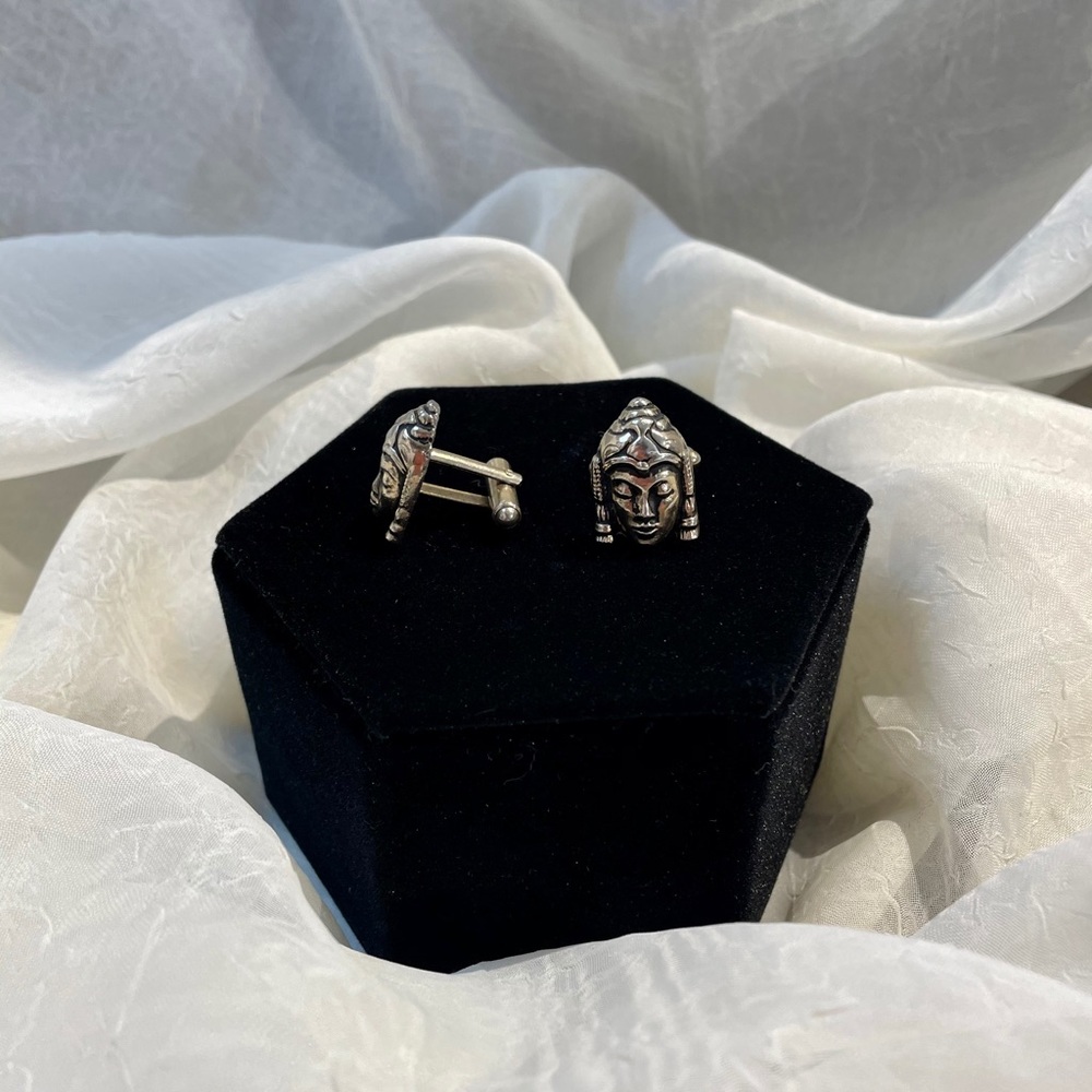 Vtg cuff links